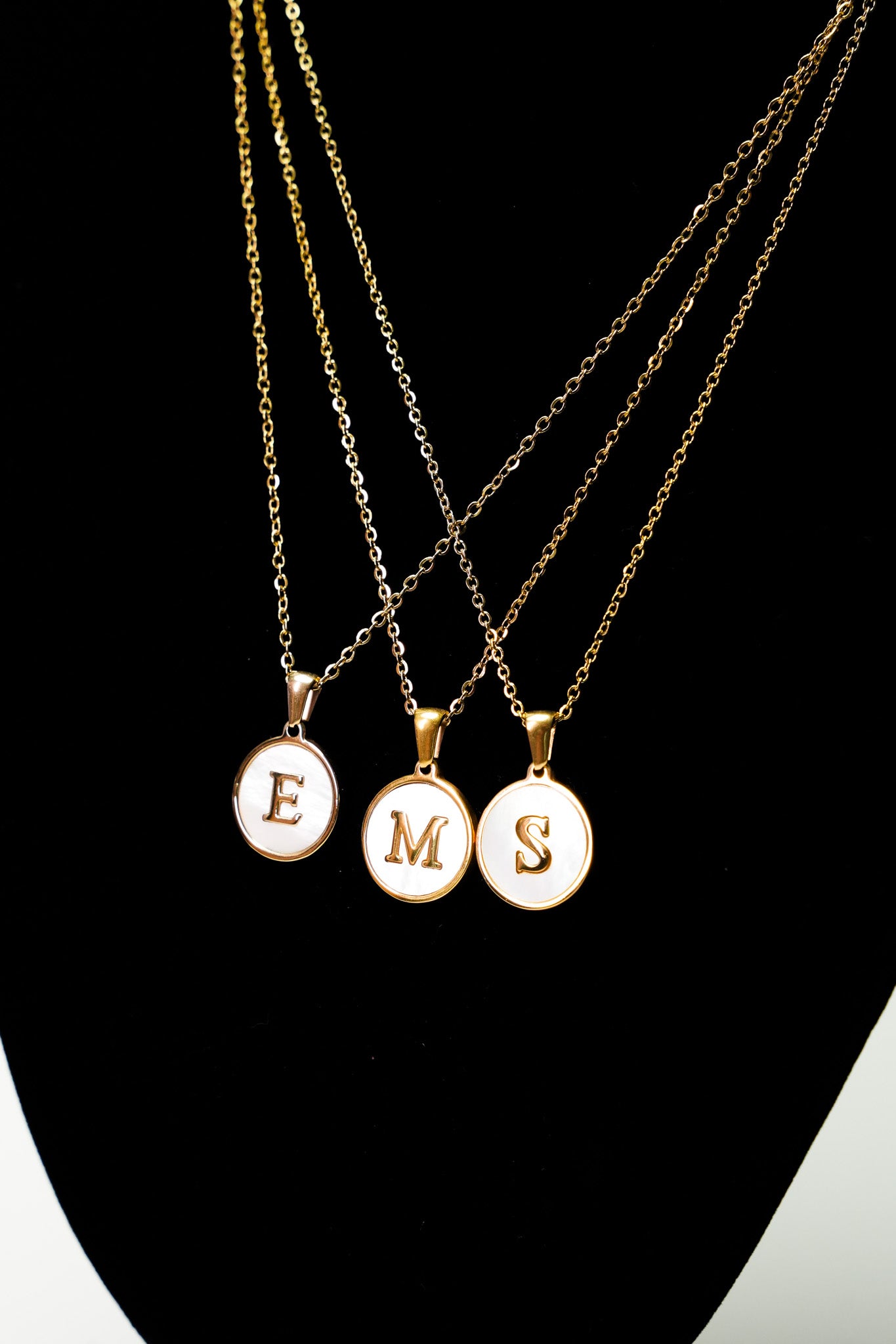 Inicial - Necklace